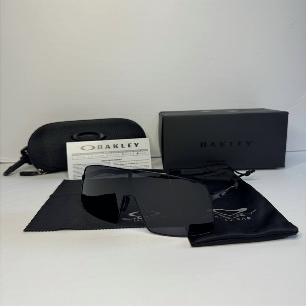 Oakley Black Glasses